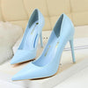 Giselle's Pointed Pumps